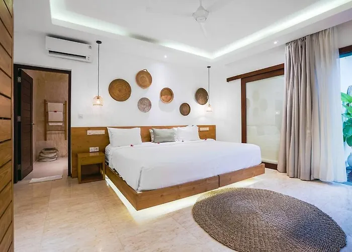 Villa Frangipani Merah At Berawa *