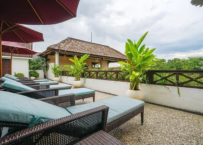 Villa Frangipani Merah At Berawa